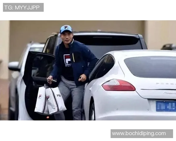 足球明星们的豪车生活揭秘你不知道的奢华座驾与驾驶体验