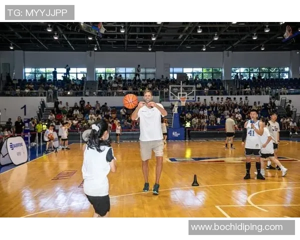 篮球明星Aubrey的传奇之路与赛场背后的奋斗故事